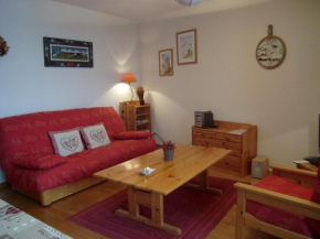 Appartement pour 4 personnes à Crest-Voland, proche des pistes et commerces, avec parking et balcon exposé sud - FR-1-733-35